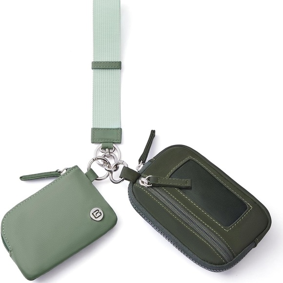 Keychain Wallet - Picture 1 of 5